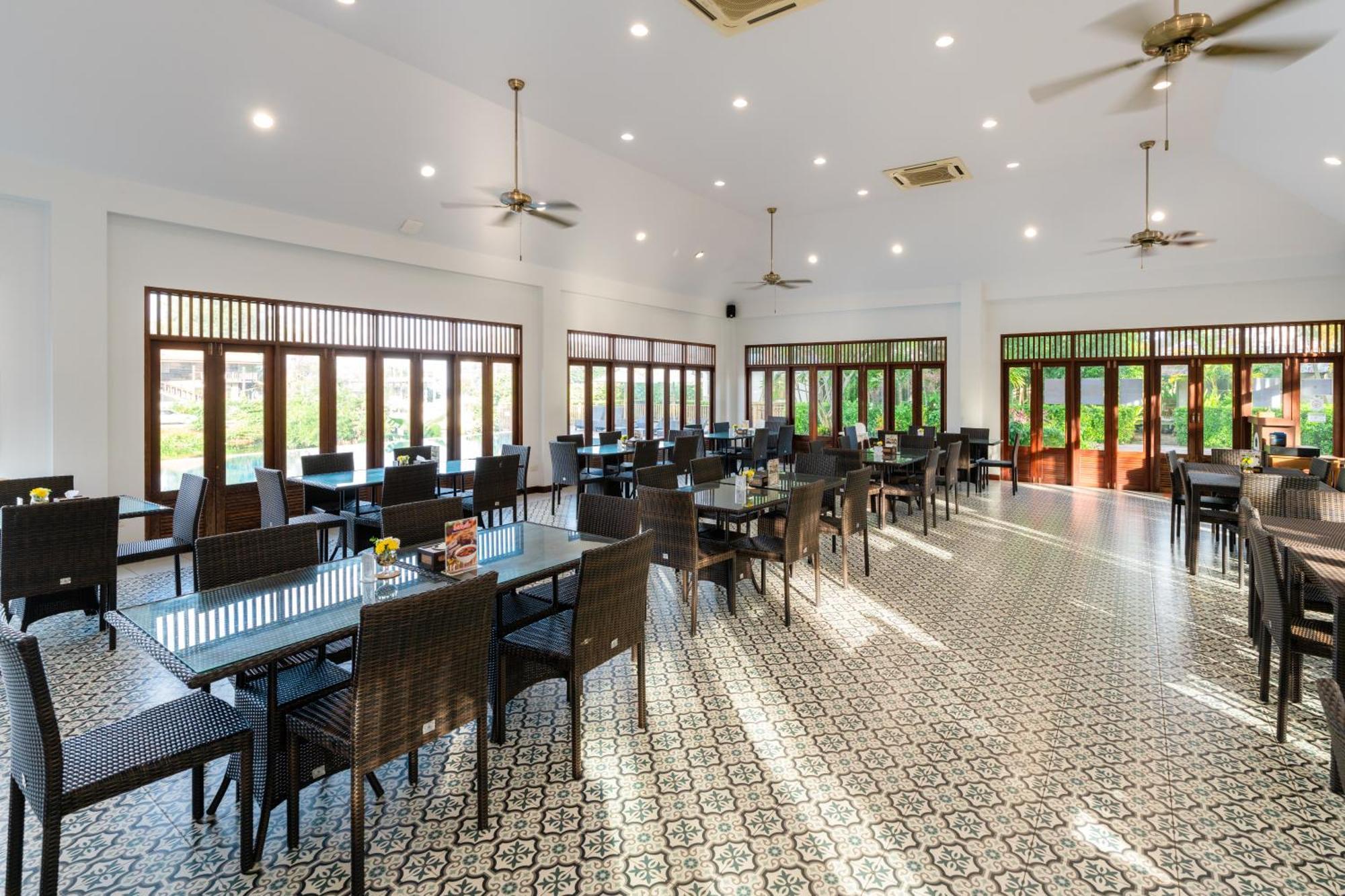 Baan Pun Sook Resort Chao Lao Beach Exterior foto